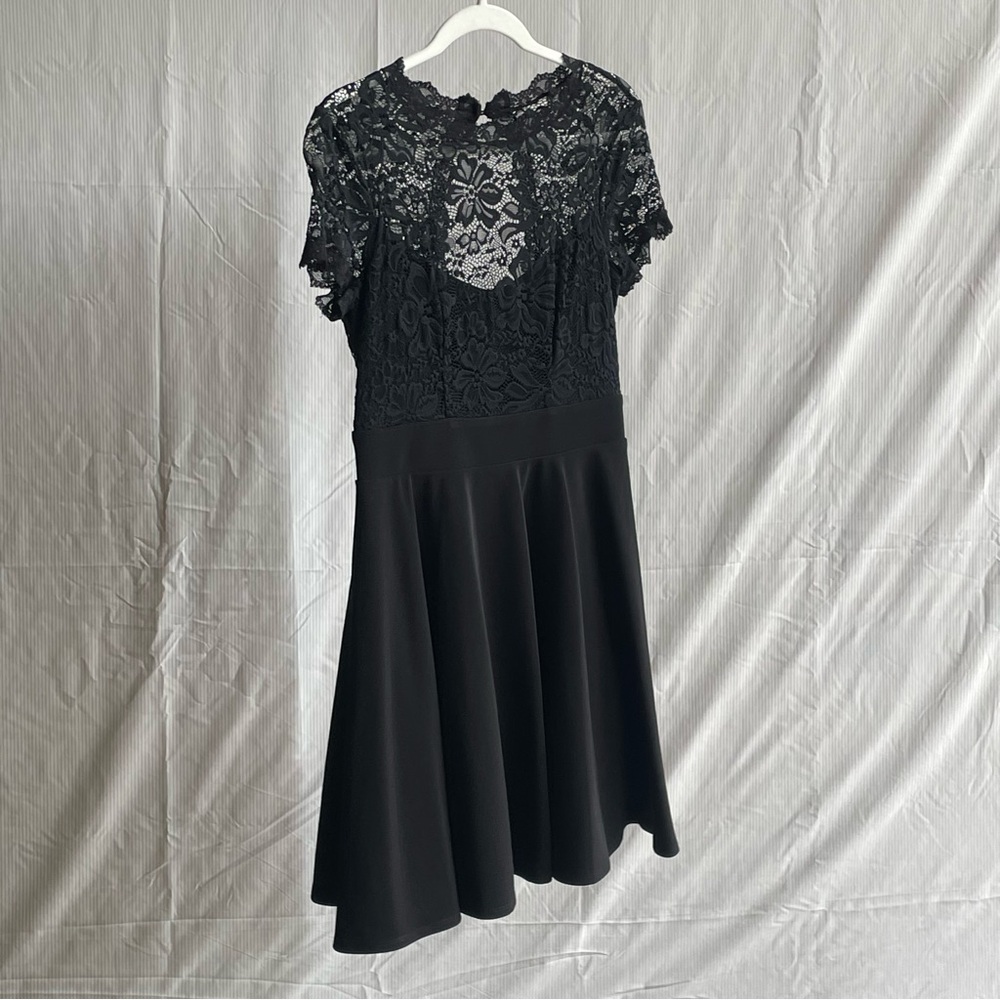 bebe Black Lace Midi Dress - NWT Size 8 - Sample Sale